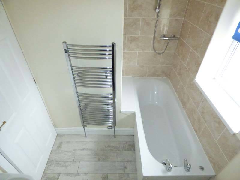 LONGTON AVENUE THORNTON CLEVELEYS FY5 4BX