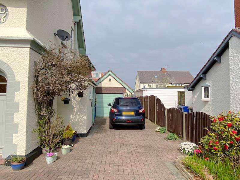 WEST DRIVE THORNTON CLEVELEYS LANCASHIRE FY5 2BJ