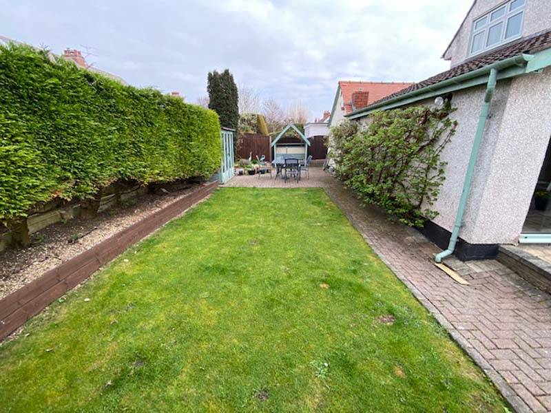 WEST DRIVE THORNTON CLEVELEYS LANCASHIRE FY5 2BJ